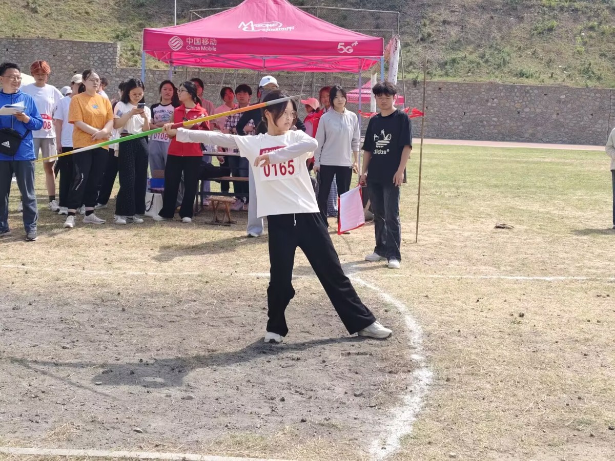 aa32a3bedfb34705b7e39297d1c10a1a.jpg aa32a3bedfb34705b7e39297d1c10a1a.jpg