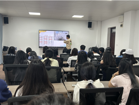 11b262e6692246a3a09b95a5c590f303.png 11b262e6692246a3a09b95a5c590f303.png